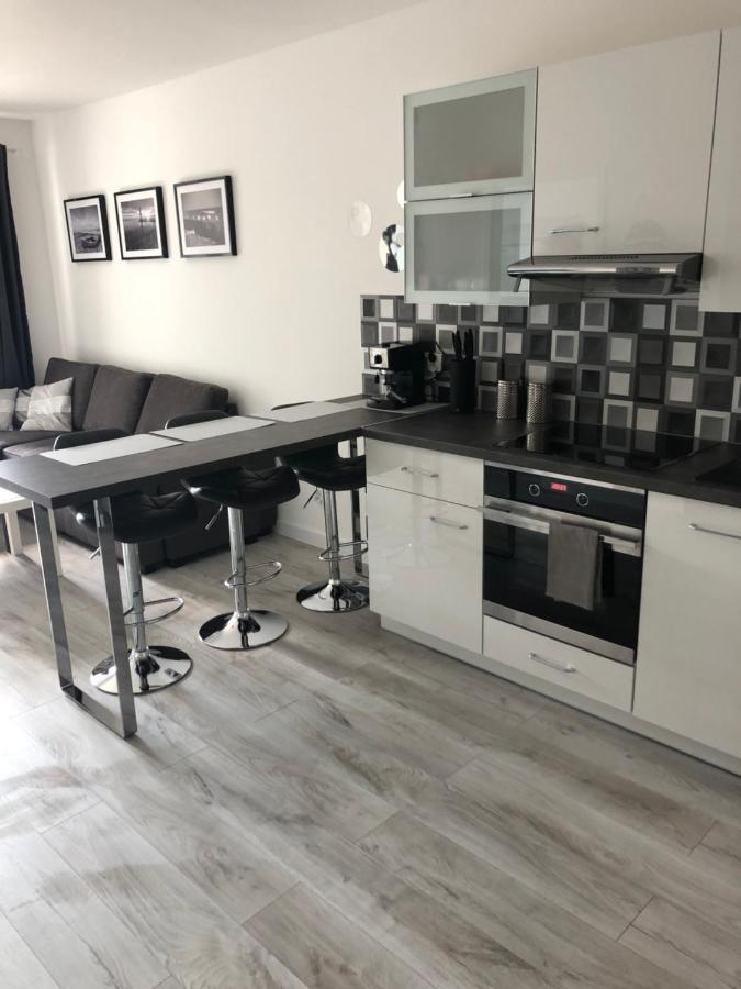 Apartament Kinga Kolobrzeg Bagian luar foto